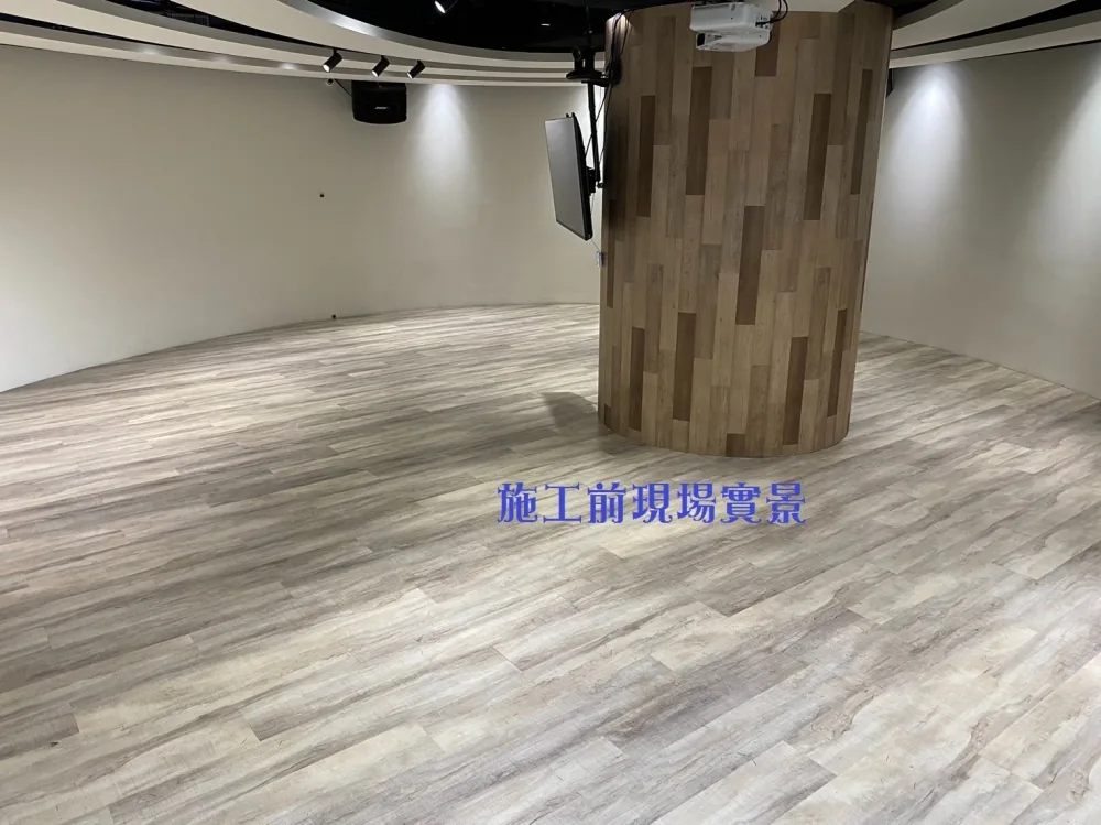 冥想空間．四色人工草